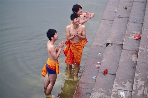 desi lund pics|Varanasi Ghats: Bathing Desi Indian Men in Langots and Underwear